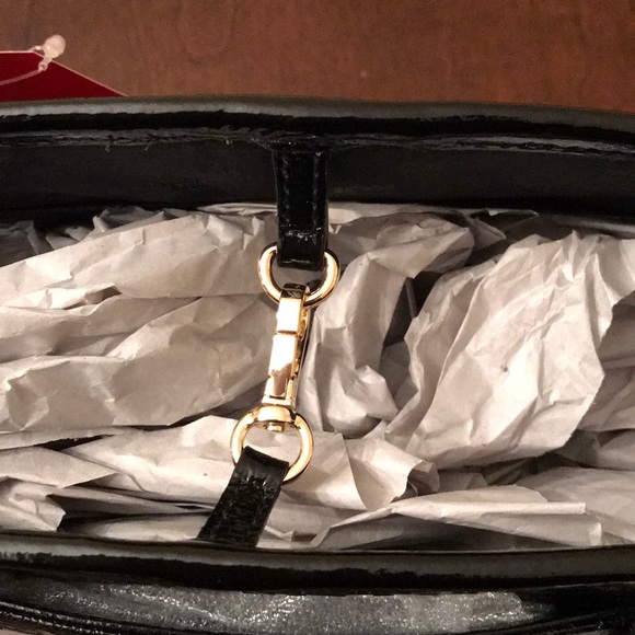 Michael Kors Jet Set Carry All Tote - Picture 4 of 8